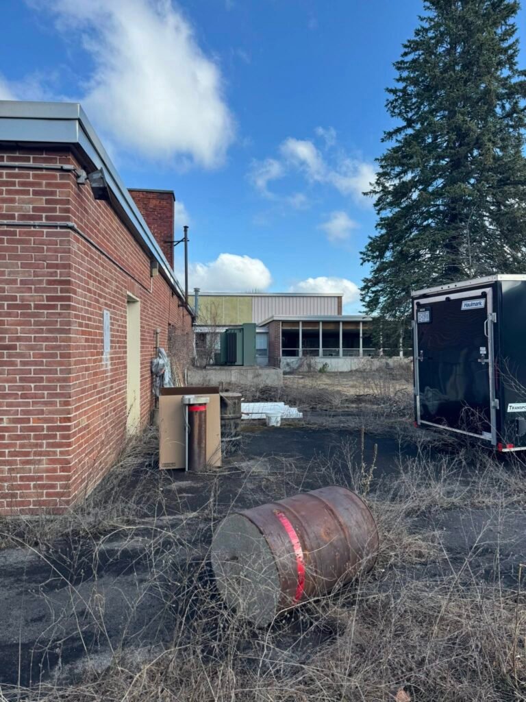 Industrial demolition services