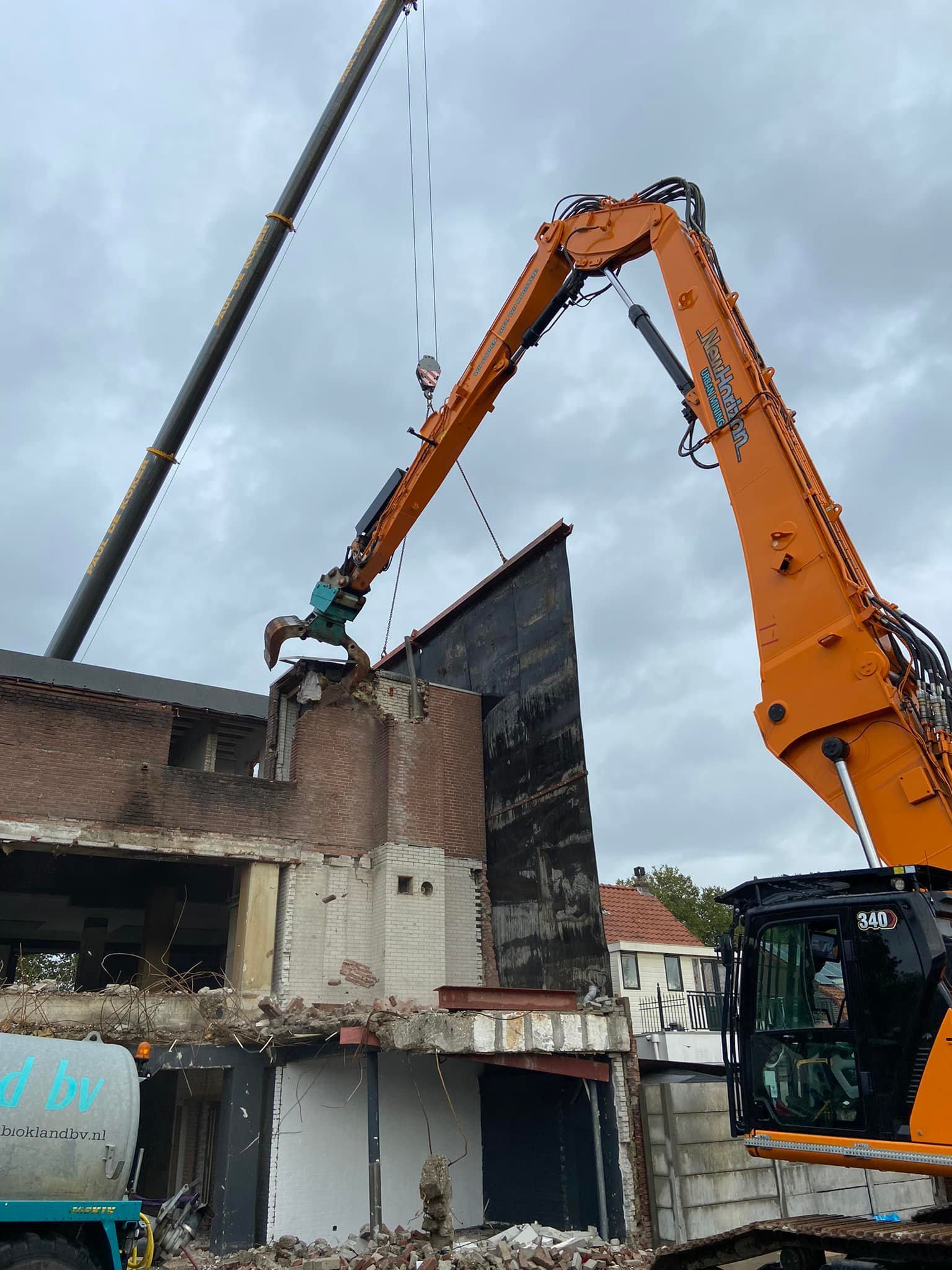 TOTAL Demolition & Soft Strip Contractors in Scarborough